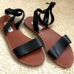 Black Steve Madden Sandals